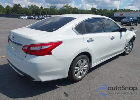 2016 Nissan Altima 2.5 S z USA, uszkodzony, nr VIN 1N4AL3AP7GC163512